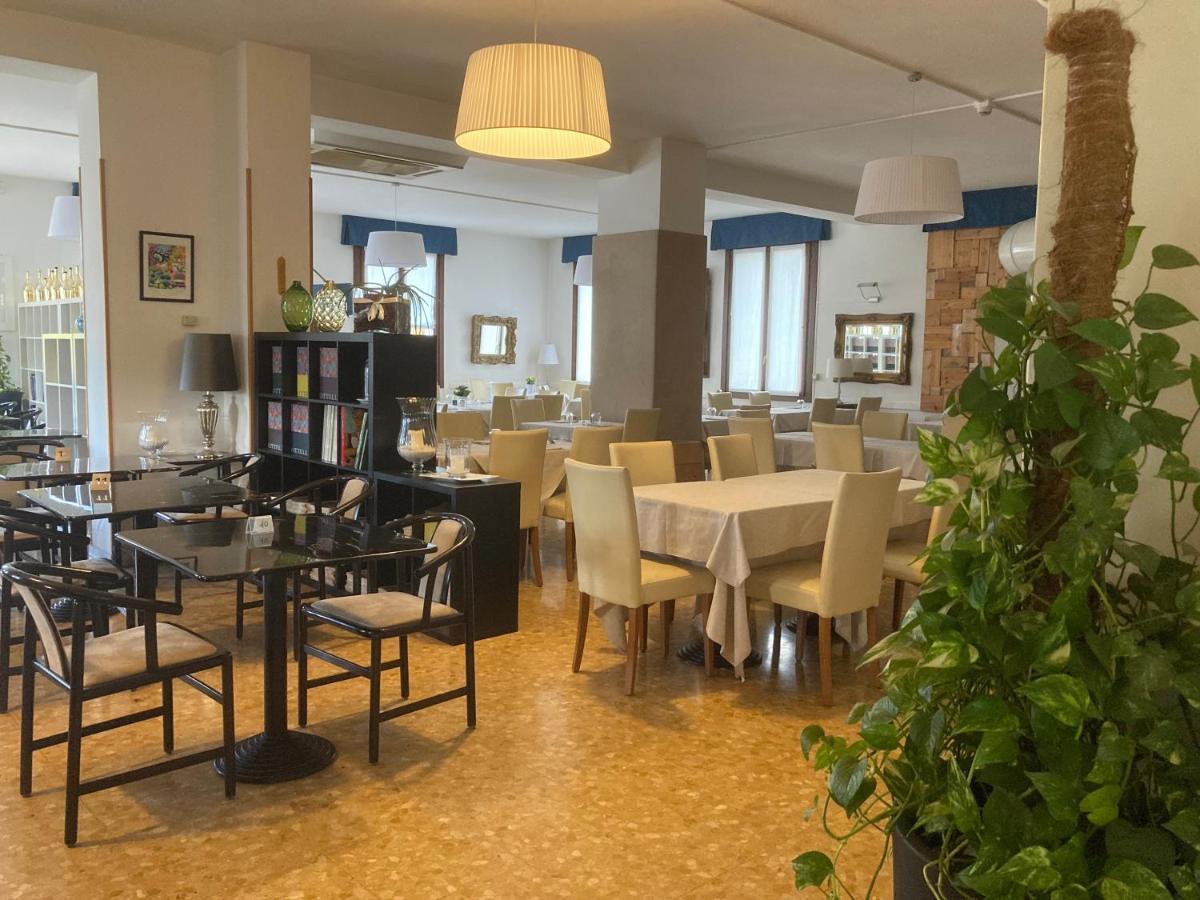 Locanda Al Santuario Peschiera del Garda Eksteriør billede